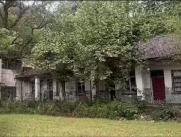 Dormitory before renovation